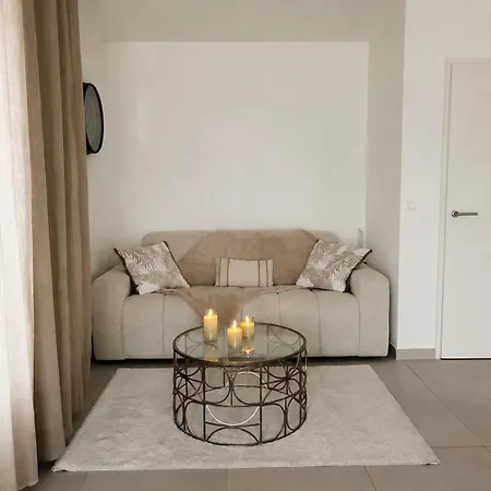 T2 Cosy Bien Placé, Calme&standing, Garage * Fréjus